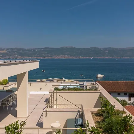 Aqua & Terra Villa *