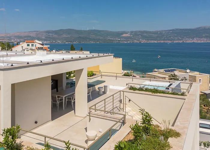 Villa Aqua & Terra *